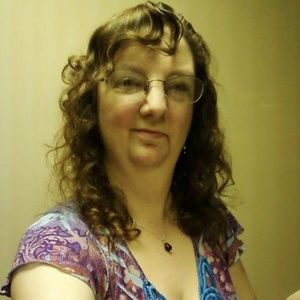 Meet your Posher, Gwenyth